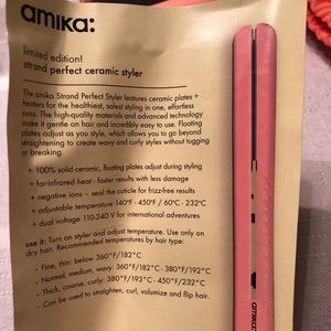 Amika Flat Iron
